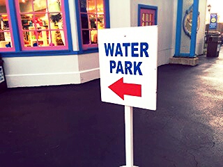 In case you didn't know which way the water park is / 2015-08-03_21.40.02.jpg 2015-08-03_21.40.02.jpg